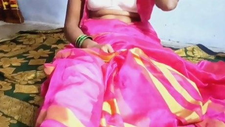 In pink color saree Indian village bhabhi fuking