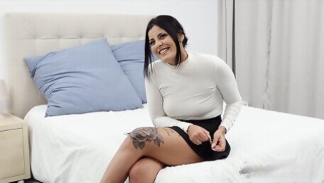 HUNTING COCKS!! Brunette babe Rebeka looks for random guys around Barcelona