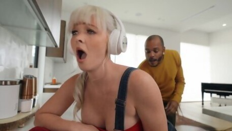 Horny blondie PAWG xxx emotional scene